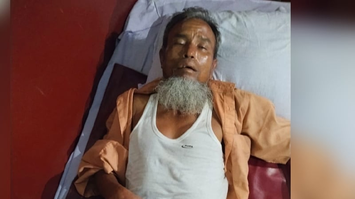 ধরা পড়ে নিজের জুস নিজেই খেয়ে অচেতন অজ্ঞান পার্টির সদস্য