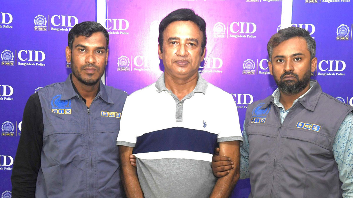 সাবেক মেয়র তাপসের আরেক সহযোগী গ্রেফতার