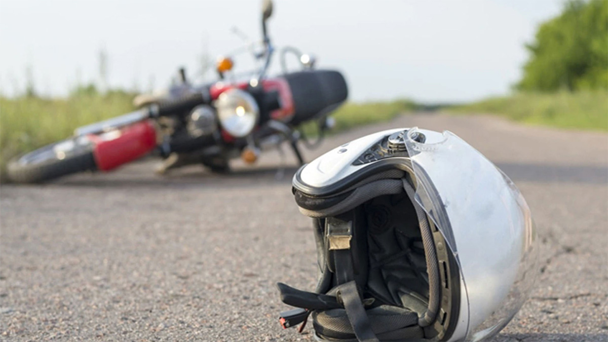 রাজধানীতে বাসের ধাক্কায় অজ্ঞাত নারী নিহত