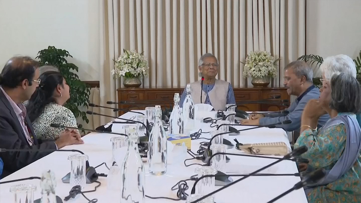 প্রধান উপদেষ্টার সঙ্গে সাক্ষাৎ ‘সাউথ এশিয়ানস ফর হিউম্যান রাইটস’র প্রতিনিধি দলের