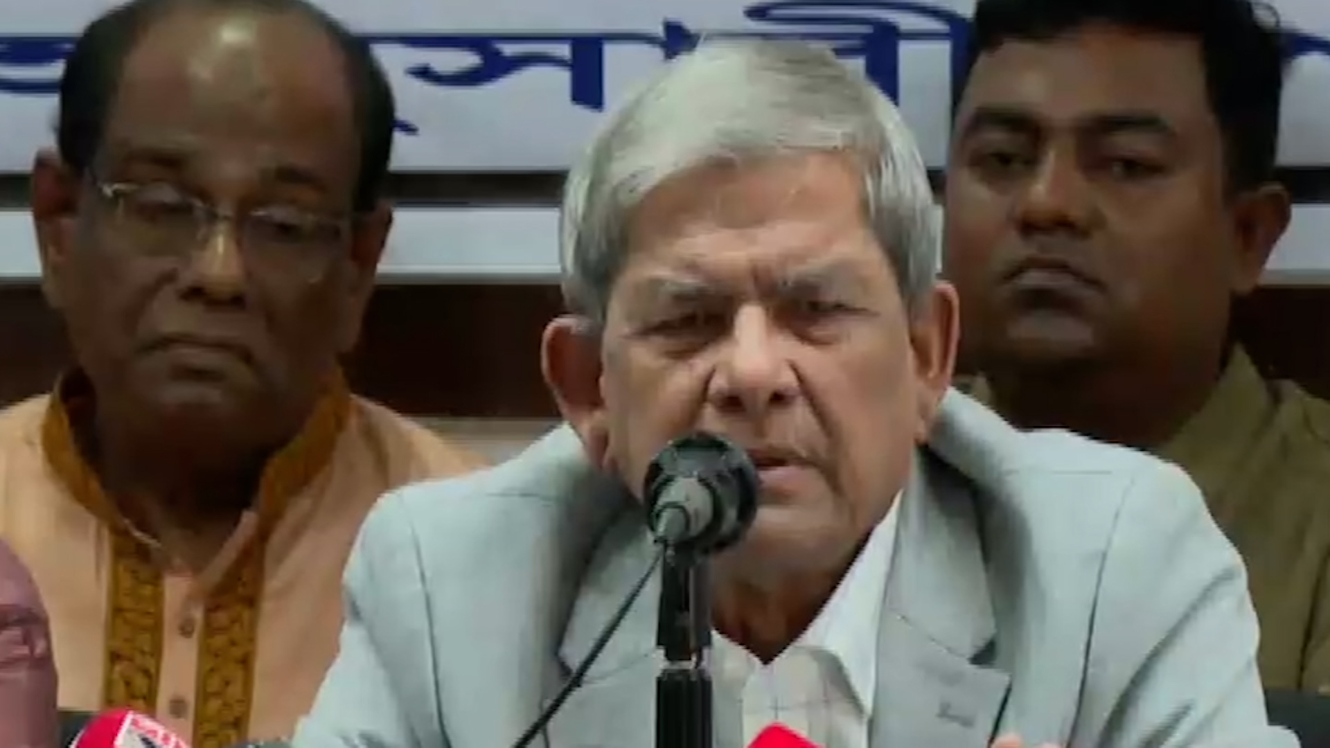 ভোট বানচালে দিল্লিতে হাসিনাকে ২৫০০ কোটি টাকা দেয়া হয়েছে— ফখরুলের অভিযোগ