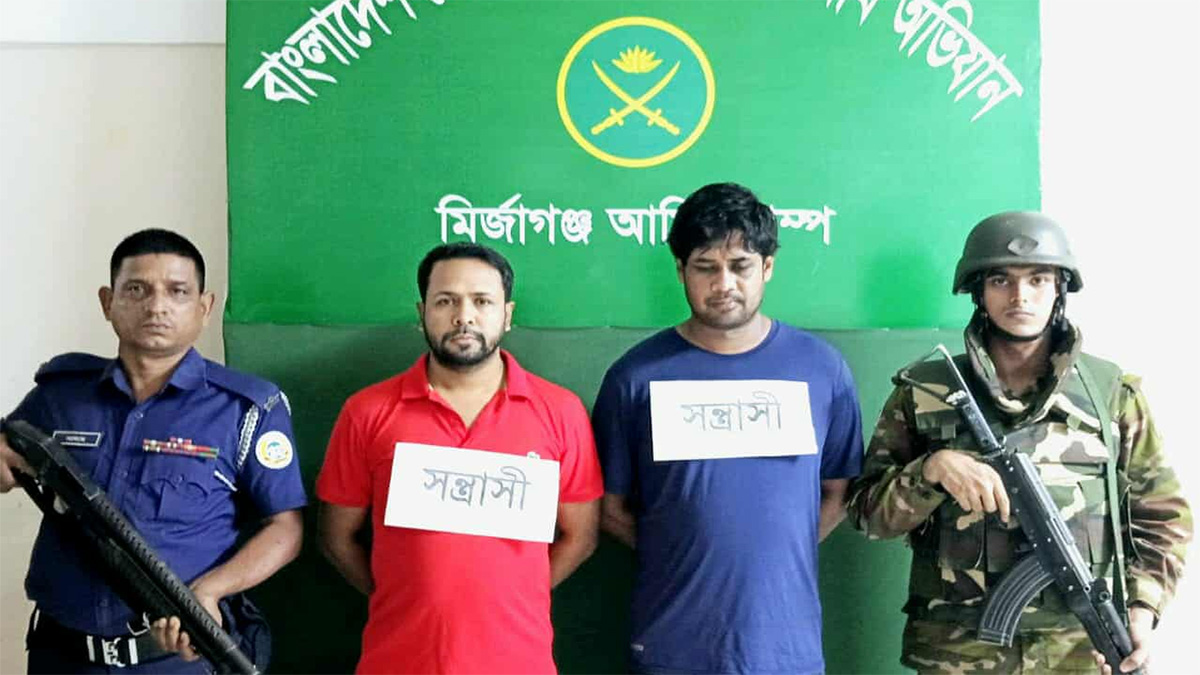 পটুয়াখালীতে সাংবাদিকের ওপর হামলা, বিএনপি-যুবদলের ৩ নেতা গ্রেফতার