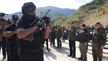 বাড়ছে মার্কিন-ভেনেজুয়েলা উত্তেজনা