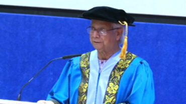 প্রধান উপদেষ্টাকে ডক্টরেট ডিগ্রি প্রদান মালয়েশিয়ার কেবাংসান ইউনিভার্সিটির