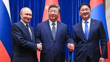 প্রথমবারের মতো রাশিয়া-চীন-মঙ্গোলিয়ার যৌথ সামরিক মহড়া