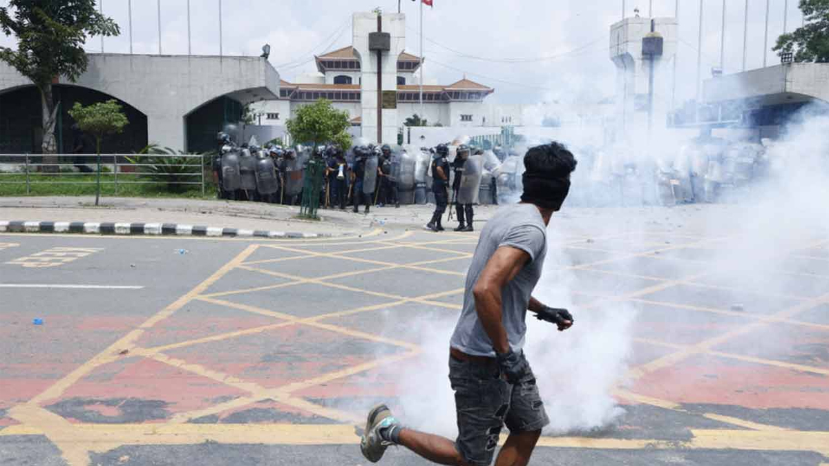 নেপালে জেনজিদের বিক্ষোভ: নিহতের সংখ্যা বেড়ে ১৯