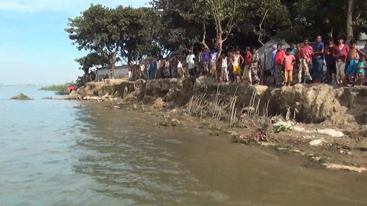 নেত্রকোণায় স্পিডবোটডুবির ঘটনায় নিখোঁজ আরও এক শিশু ও নারীর মরদেহ উদ্ধার