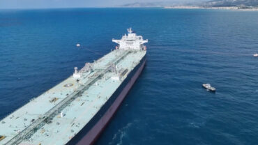 ১৪ বছর পর বহির্বিশ্বে তেল রফতানি শুরু করলো সিরিয়া